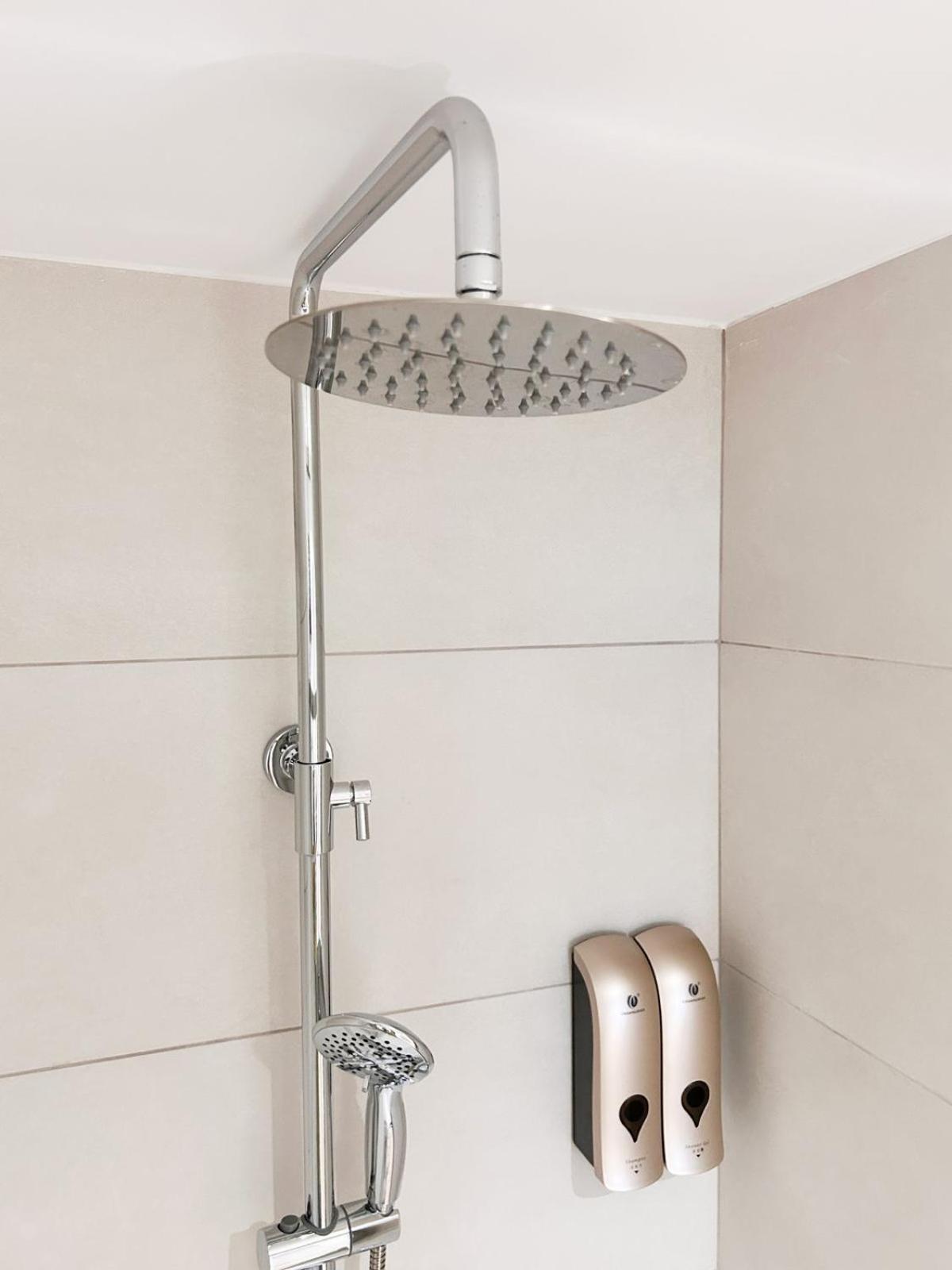 ולנסיה Apartamento Junto A Ruzafa Cerca Del Centro מראה חיצוני תמונה